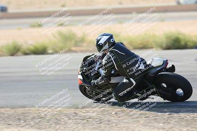 media/Oct-16-2022-TrackXperience (Sun) [[236a00b5b6]]/Group 3/session 2 turn 11/
